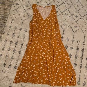 Old Navy floral dress